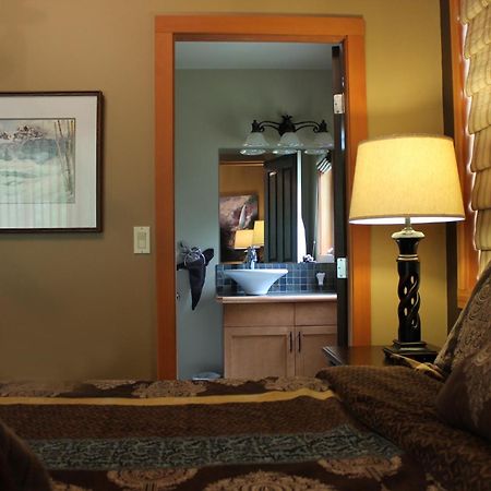 Windborne Bed & Breakfast Castlegar Room photo