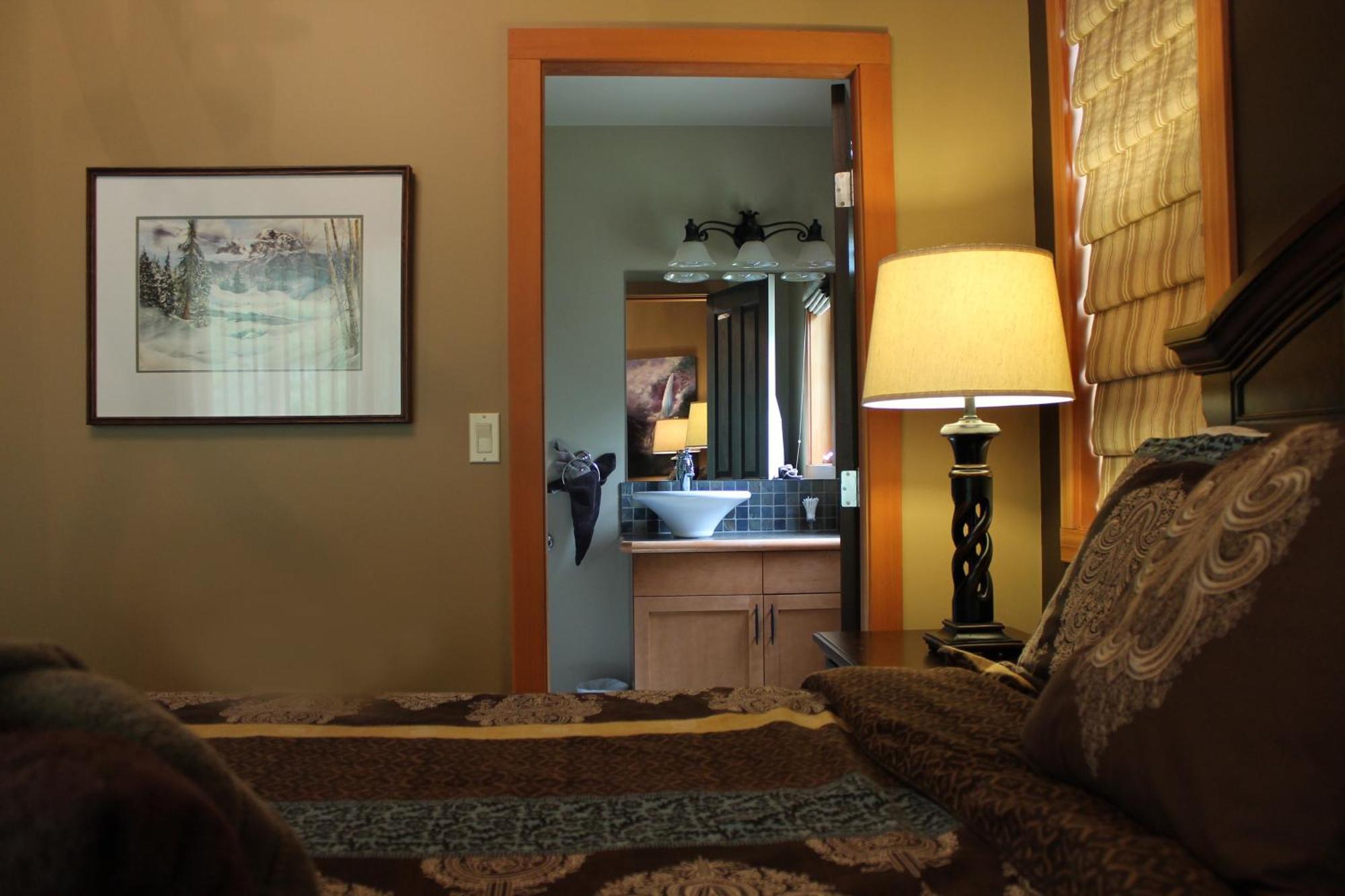 Windborne Bed & Breakfast Castlegar Room photo